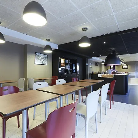 Campanile Centre Acropolis 3*