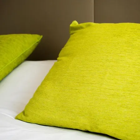 Campanile Centre Acropolis Hotel