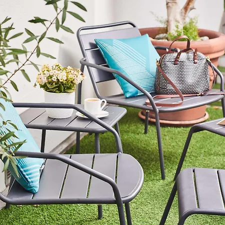 Campanile Centre Acropolis