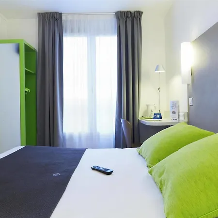 Campanile Centre Acropolis 3*