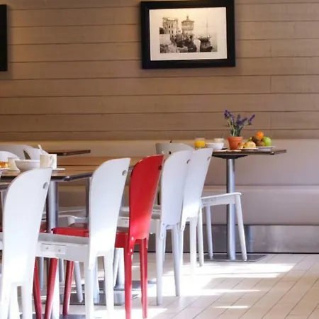 Campanile Centre Acropolis 3*