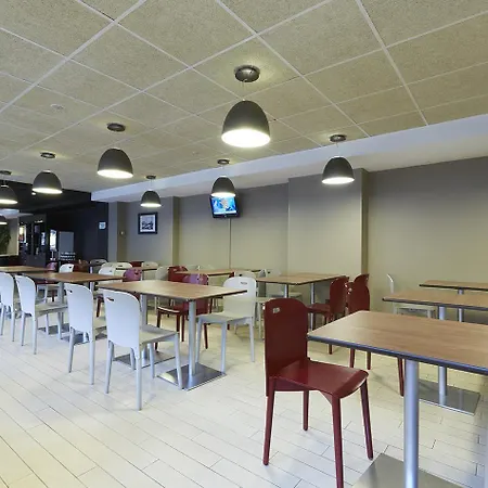 Campanile Centre Acropolis