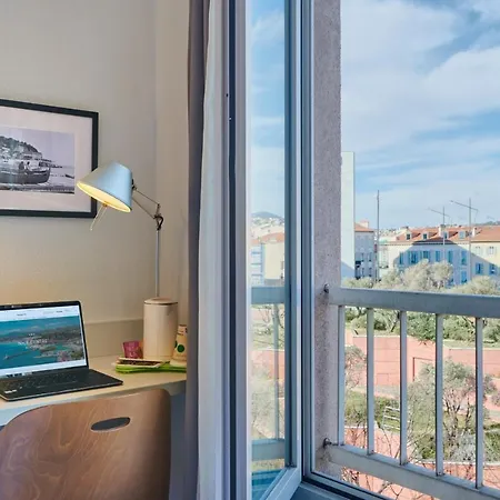 Hotel Campanile Centre Acropolis Niza