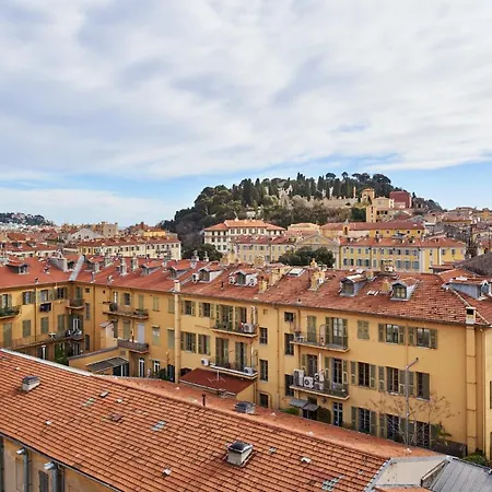 Szálloda Campanile Centre Acropolis