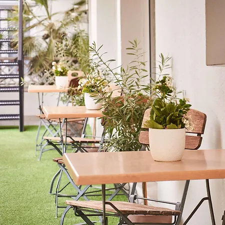 Ξενοδοχείο Campanile Centre Acropolis 3*