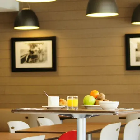 Campanile Centre Acropolis Hotel 3*