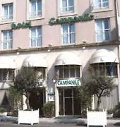 Campanile Centre Acropolis מלון