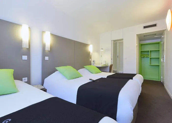 Campanile Centre Acropolis