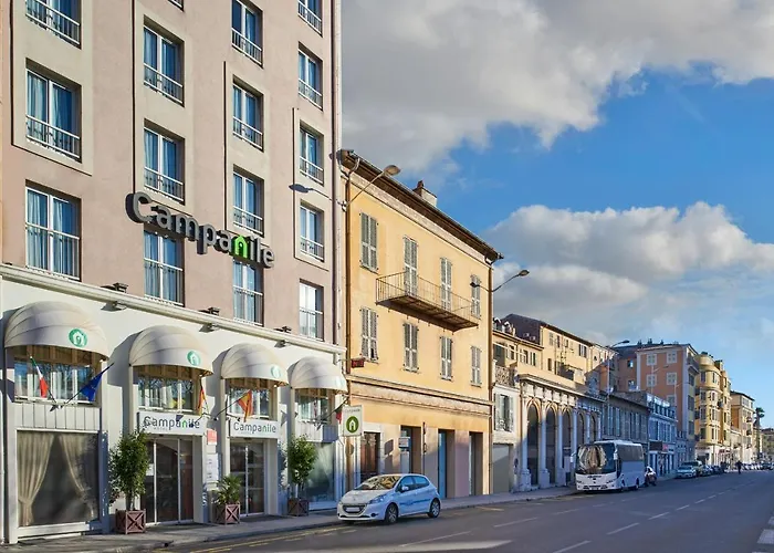 Campanile Centre Acropolis