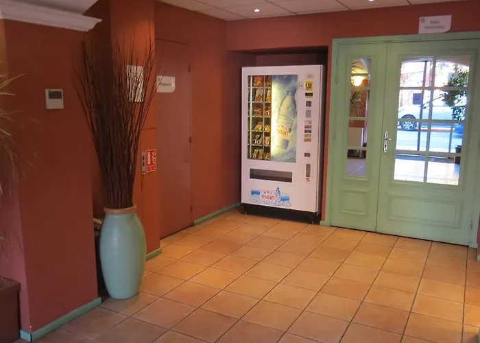 ホテル カンパニール サントル アクロポリス