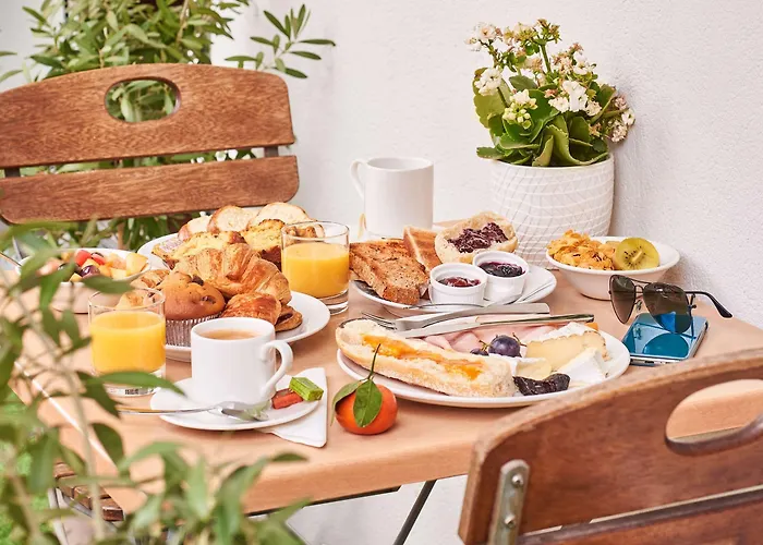 ホテル カンパニール サントル アクロポリス