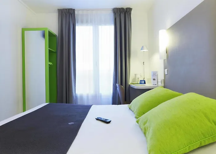 Campanile Centre Acropolis 3*