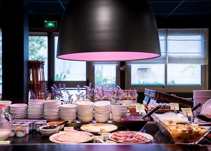 Campanile Centre Acropolis 3*