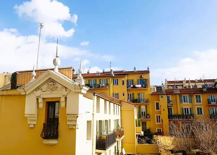 فندق Campanile Centre Acropolis 3*