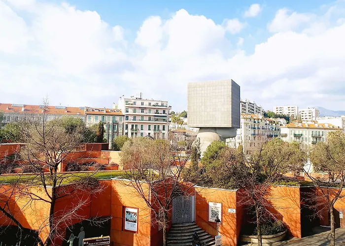 Campanile Centre Acropolis فندق