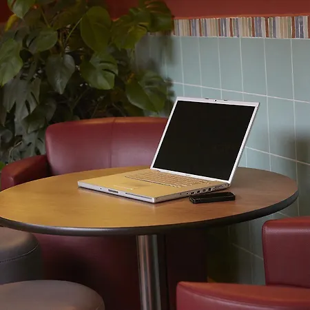 钟楼尼斯中央阿克罗波利斯酒店 3* 尼斯